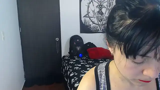 Snapshot of lili_peach chatting on March 2026 08:24:02 PM lili peach online show from March 2026 08:24:02 PM