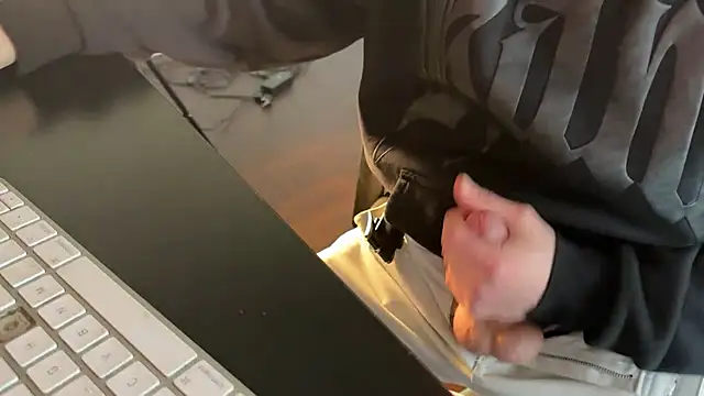 KendrickJiz online show from March 2026 03:04:01 PM