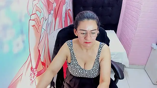 AllysonMilf69 online show from July 2026 02:13:01 PM