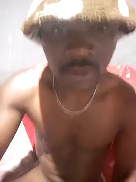 Petrossa online show from November 2025 05:58:02 PM