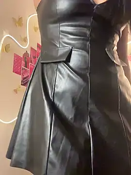 Snapshot of Okaysimran chatting on December 2024 09:51:01 PM Okaysimran online show from December 2024 09:51:01 PM