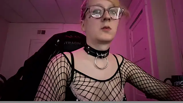 YandereDemon online show from April 2026 09:19:01 PM