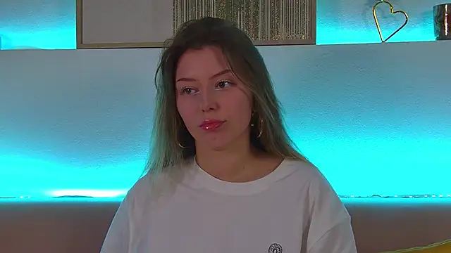 LiliaBianka online show from March 2025 03:53:02 PM