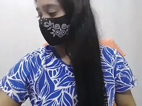 Snapshot of Chitrani- chatting on February 2026 07:28:02 PM Chitrani- online show from February 2026 07:28:02 PM