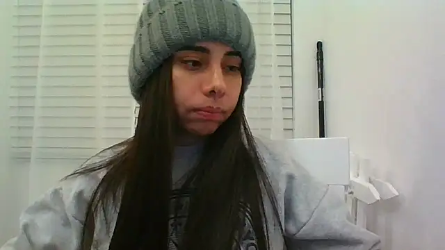 Snapshot of catrinasexy19 chatting on January 2025 07:49:02 AM catrinasexy19 online show from January 2025 07:49:02 AM