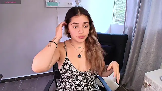 JoselinFlower  online show from September 2025 10:32:01 PM