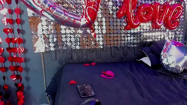 Snapshot of Shayla27 chatting on February 2025 03:00:02 AM Shayla27 online show from February 2025 03:00:02 AM