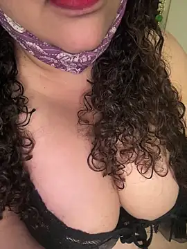 Snehameowwxh online show from April 2026 03:37:02 AM