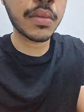 alesssterling online show from April 2026 03:43:02 AM