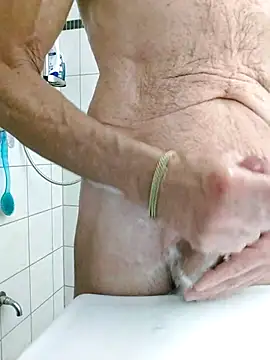 Jossi15 online show from December 2025 11:28:01 AM