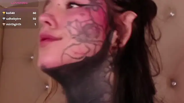 SylveonFox online show from December 2024 04:36:01 PM