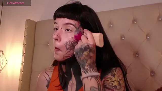 SylveonFox online show from December 2024 02:30:02 PM