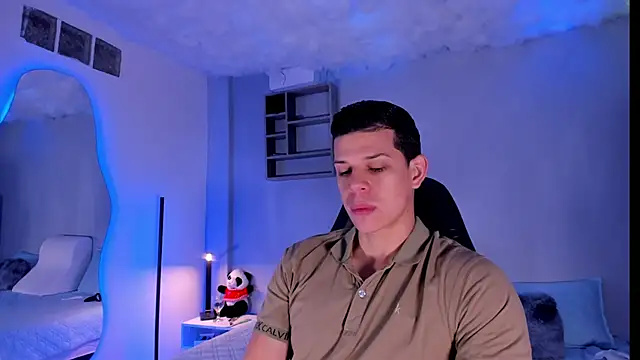 Snapshot of MarcoSullivan chatting on December 2025 01:49:02 PM MarcoSullivan online show from December 2025 01:49:02 PM