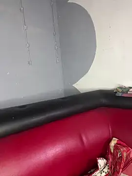 Azuna25 online show from March 2026 07:52:02 PM