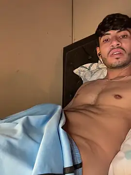 Snapshot of tom_thick chatting on February 2026 07:56:02 AM tom thick online show from February 2026 07:56:02 AM