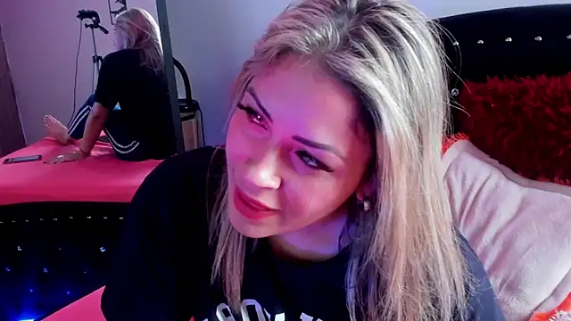 Natalia Montoya online show from February 2025 05:33:01 PM