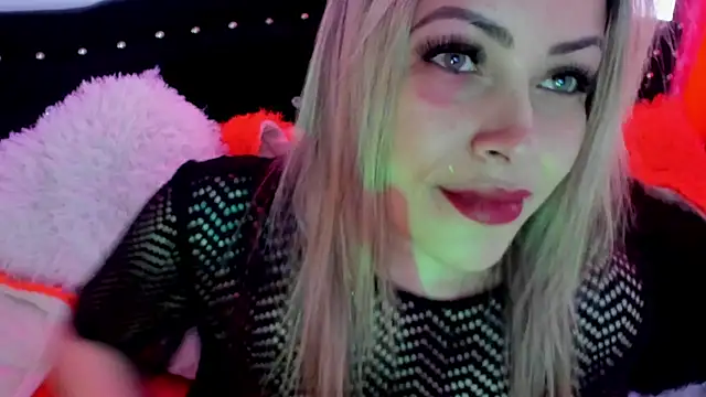 Natalia Montoya online show from February 2025 05:13:02 PM