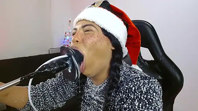 Snapshot of Anabel693 chatting on December 2024 10:45:02 AM Anabel693 online show from December 2024 10:45:02 AM