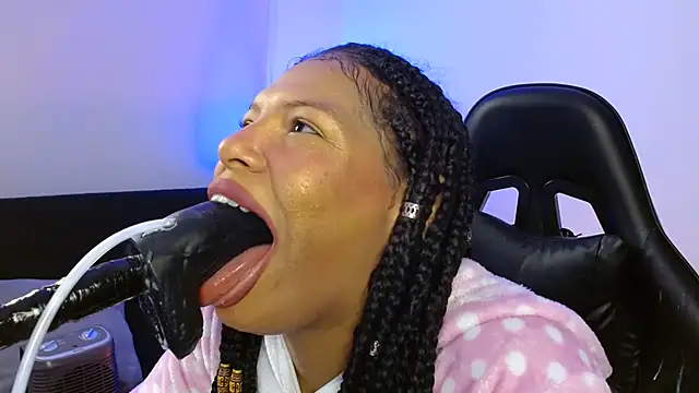 Snapshot of Anabel693 chatting on January 2025 10:39:02 AM Anabel693 online show from January 2025 10:39:02 AM