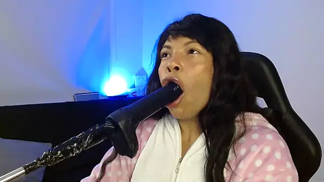 Snapshot of Anabel693 chatting on February 2025 08:02:02 AM Anabel693 online show from February 2025 08:02:02 AM