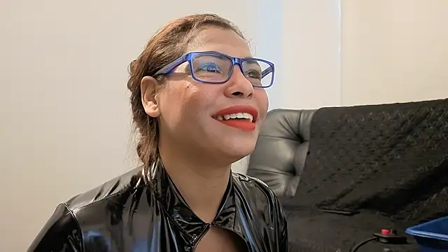 Snapshot of Anabel693 chatting on February 2026 01:18:02 PM Anabel693 online show from February 2026 01:18:02 PM