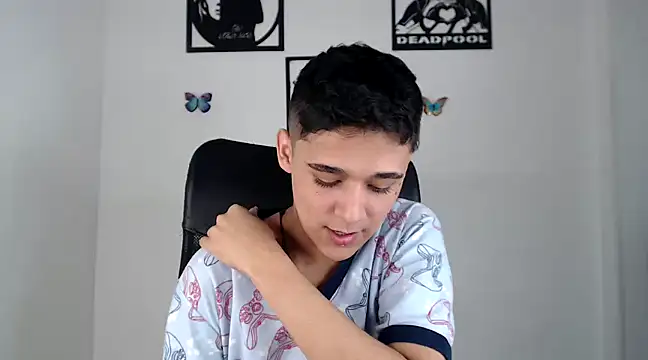 kaiine190 online show from January 2025 04:52:02 PM