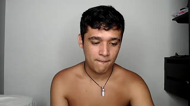 kaiine190 online show from April 2026 06:41:01 AM