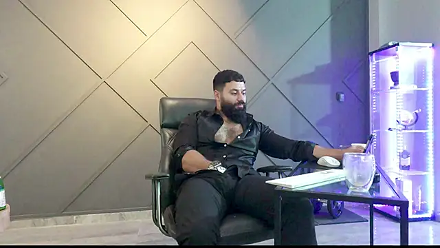 mattmasterss online show from December 2024 11:22:02 AM