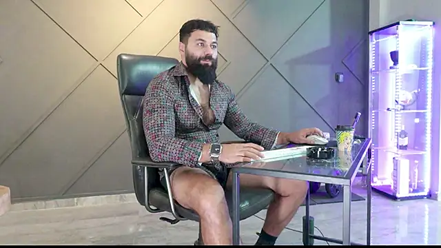 mattmasterss online show from December 2024 11:16:01 AM