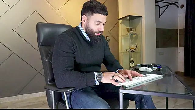 mattmasterss online show from February 2025 12:49:01 AM