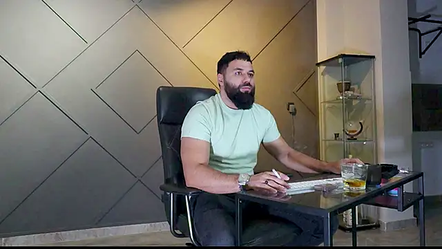 mattmasterss online show from February 2025 05:42:02 AM