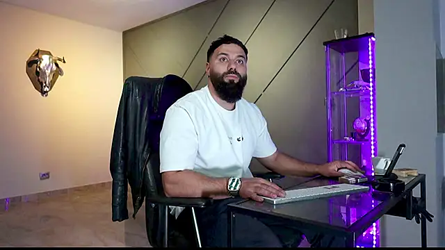 mattmasterss online show from March 2025 04:51:01 PM