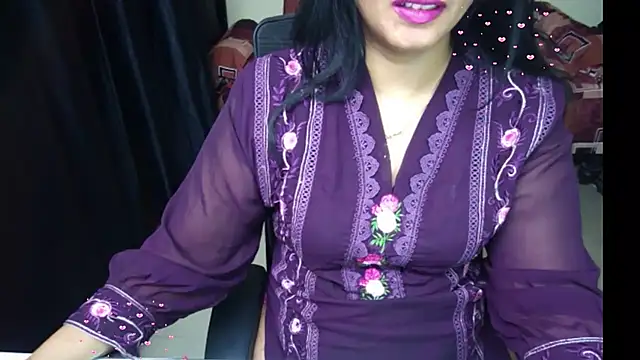 Arushisingh8888 online show from July 2026 07:34:01 PM