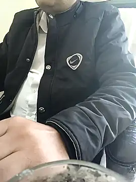 Hot-man39 online show from February 2025 05:03:02 AM