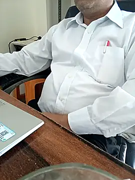 Hot-man39 online show from September 2025 08:26:01 AM