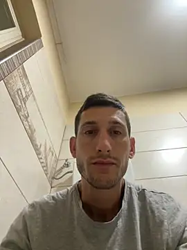 Snapshot of Gionnytav chatting on October 2025 03:47:01 AM Gionnytav online show from October 2025 03:47:01 AM