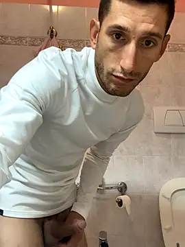 Snapshot of Gionnytav chatting on October 2025 06:08:02 PM Gionnytav online show from October 2025 06:08:02 PM