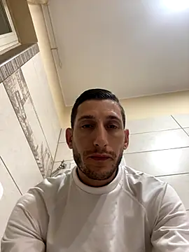 Snapshot of Gionnytav chatting on October 2025 03:40:02 AM Gionnytav online show from October 2025 03:40:02 AM