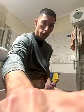 Snapshot of Gionnytav chatting on November 2025 04:41:01 PM Gionnytav online show from November 2025 04:41:01 PM