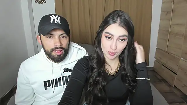 Snapshot of teseo_and_afroditha_ chatting on January 2025 12:34:02 AM teseo and afroditha online show from January 2025 12:34:02 AM