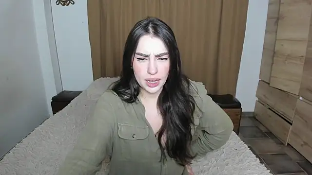 Snapshot of teseo_and_afroditha_ chatting on January 2025 11:44:02 PM teseo and afroditha online show from January 2025 11:44:02 PM