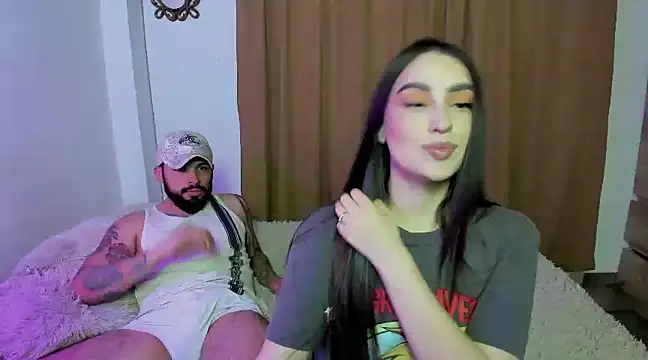 Snapshot of teseo_and_afroditha_ chatting on March 2025 05:00:01 AM teseo and afroditha online show from March 2025 05:00:01 AM