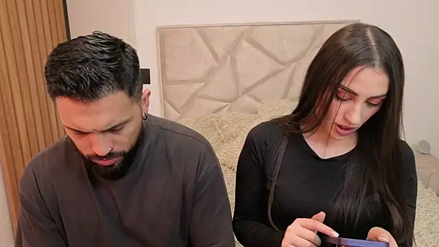 Snapshot of teseo_and_afroditha_ chatting on September 2025 03:21:01 AM teseo and afroditha online show from September 2025 03:21:01 AM