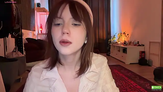 electric babe online show from February 2026 01:45:01 PM