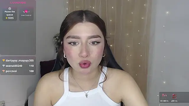 mily thomson b  online show from January 2025 11:29:01 PM