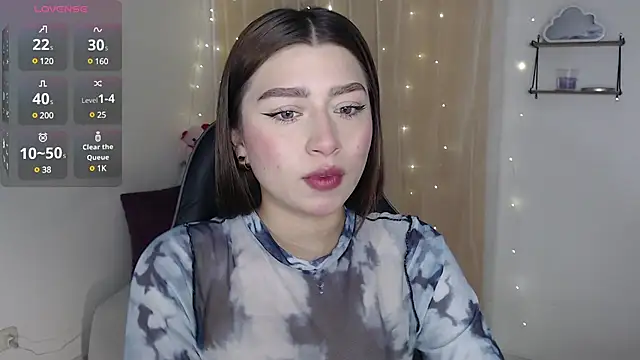 mily thomson b  online show from February 2025 09:00:01 PM