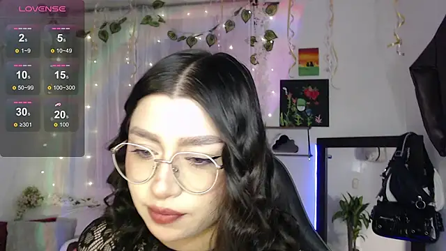 mily thomson b  online show from October 2025 03:02:02 AM