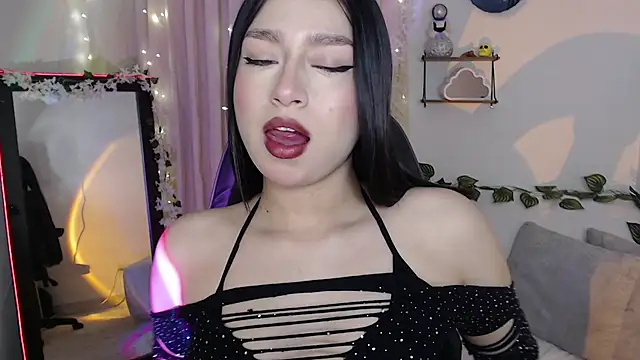 Snapshot of mily_thomson_b_ chatting on November 2025 10:59:02 PM mily thomson b online show from November 2025 10:59:02 PM