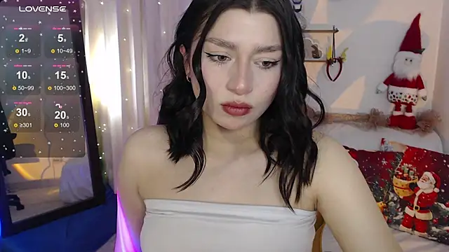 Snapshot of mily_thomson_b_ chatting on December 2025 07:40:02 PM mily thomson b online show from December 2025 07:40:02 PM