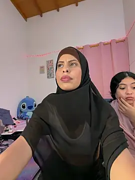 JannaNader12 online show from May 2026 11:33:02 PM